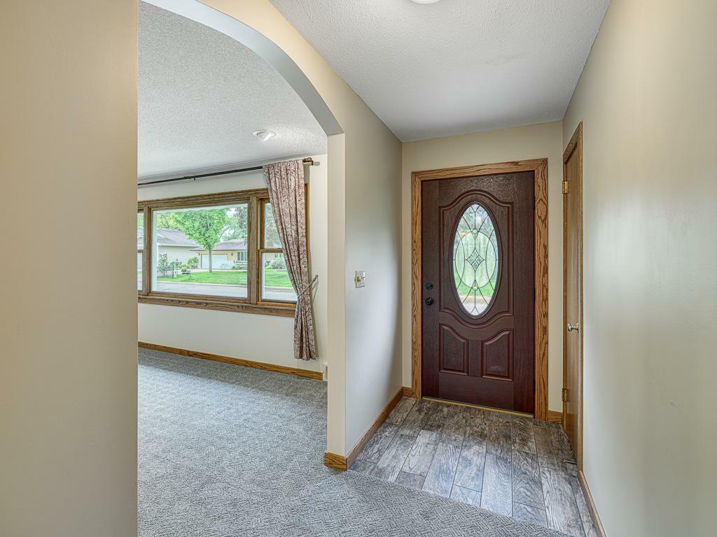 Property Photo: 274 Yoho Drive MN 55303