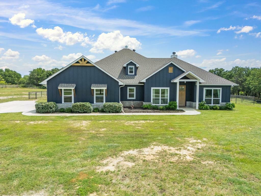 Property Photo: 492 Clark Lake Road TX 76088