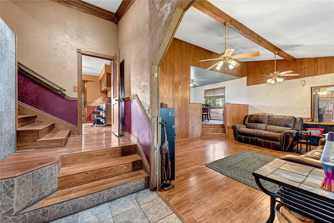 Property Photo: 1414 W Dogwood Street AR 72758