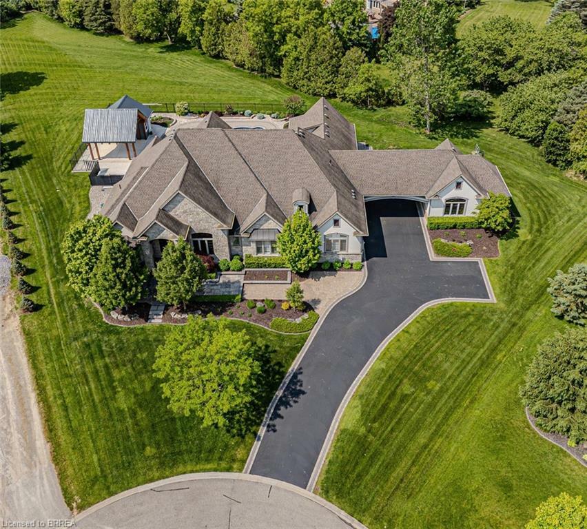 29 Wallace Court  Brantford ON N3T 5L7 photo