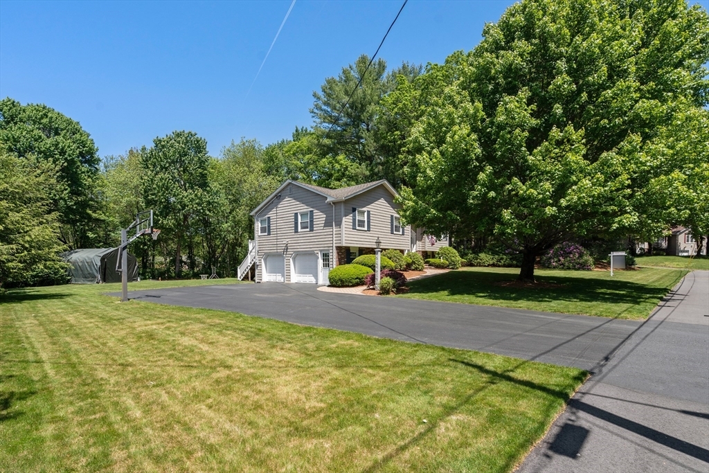 Property Photo: 33 Shady Hill Dr MA 01864