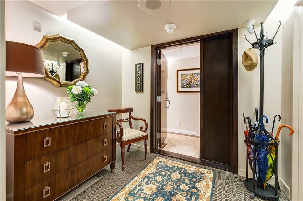 Property Photo: 500 Eau Claire Avenue SW 400F AB T2P 3R8