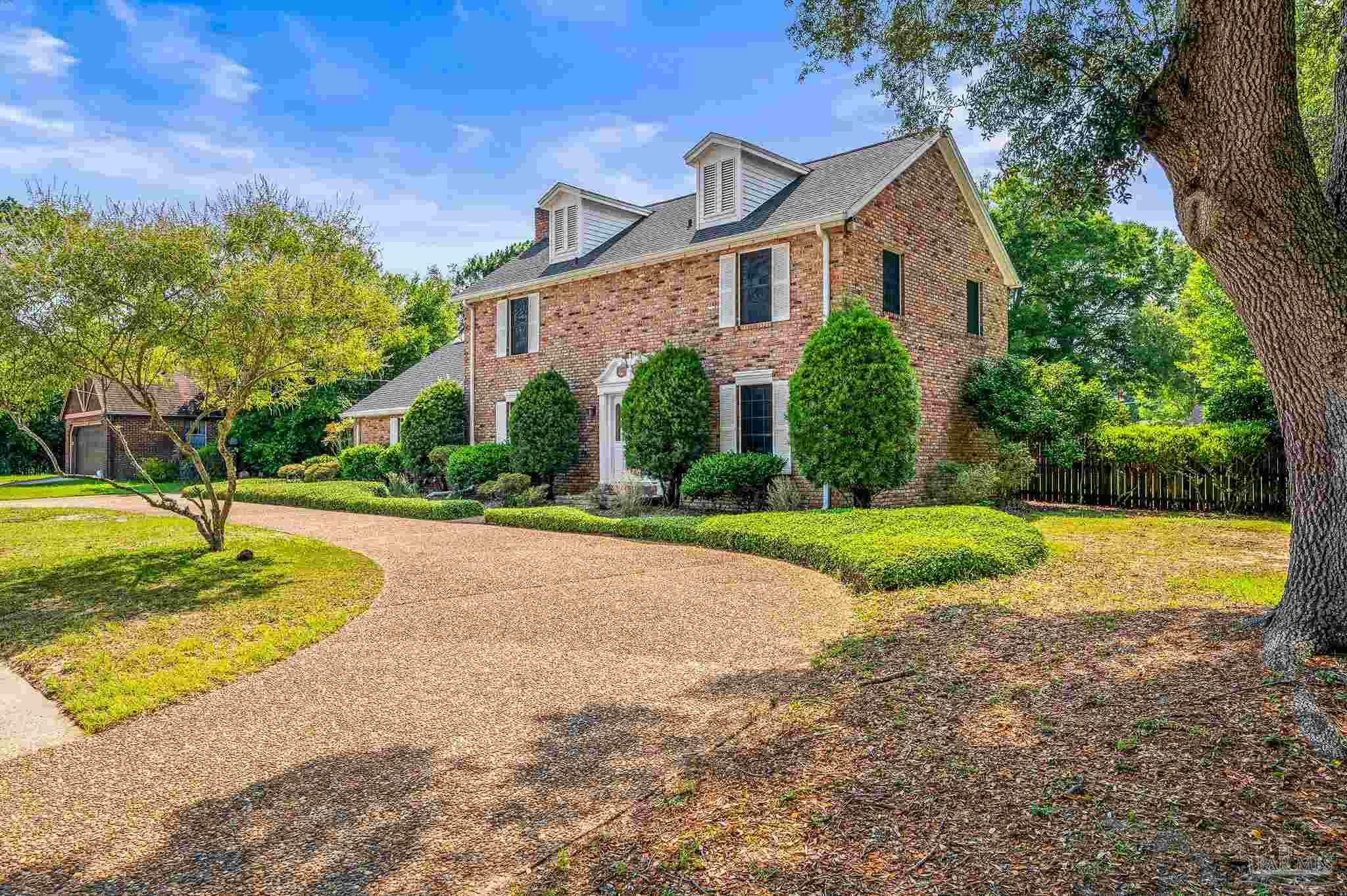 Property Photo: 5475 Flax Rd FL 32504