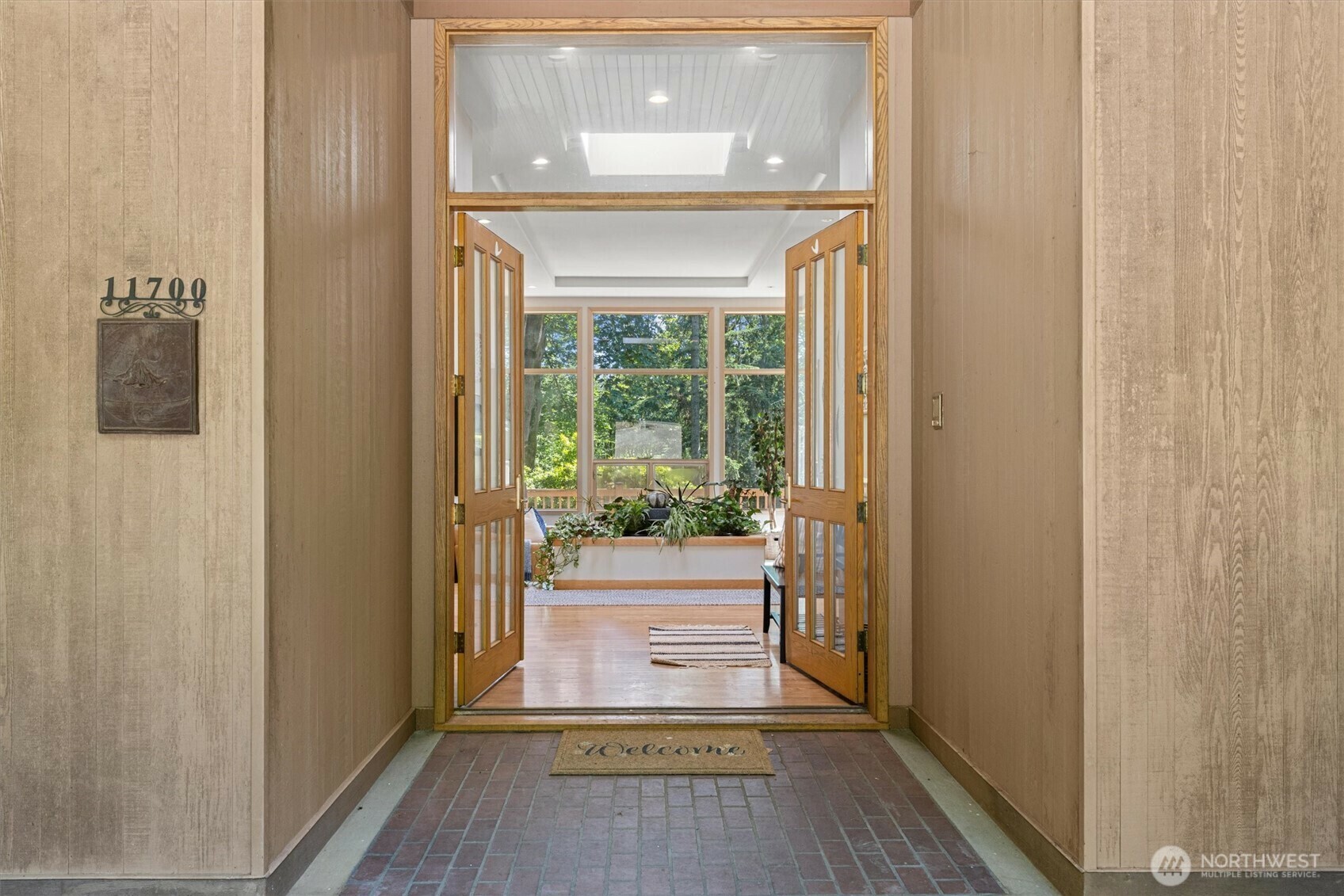 Property Photo: 11700 198th Avenue SE WA 98027