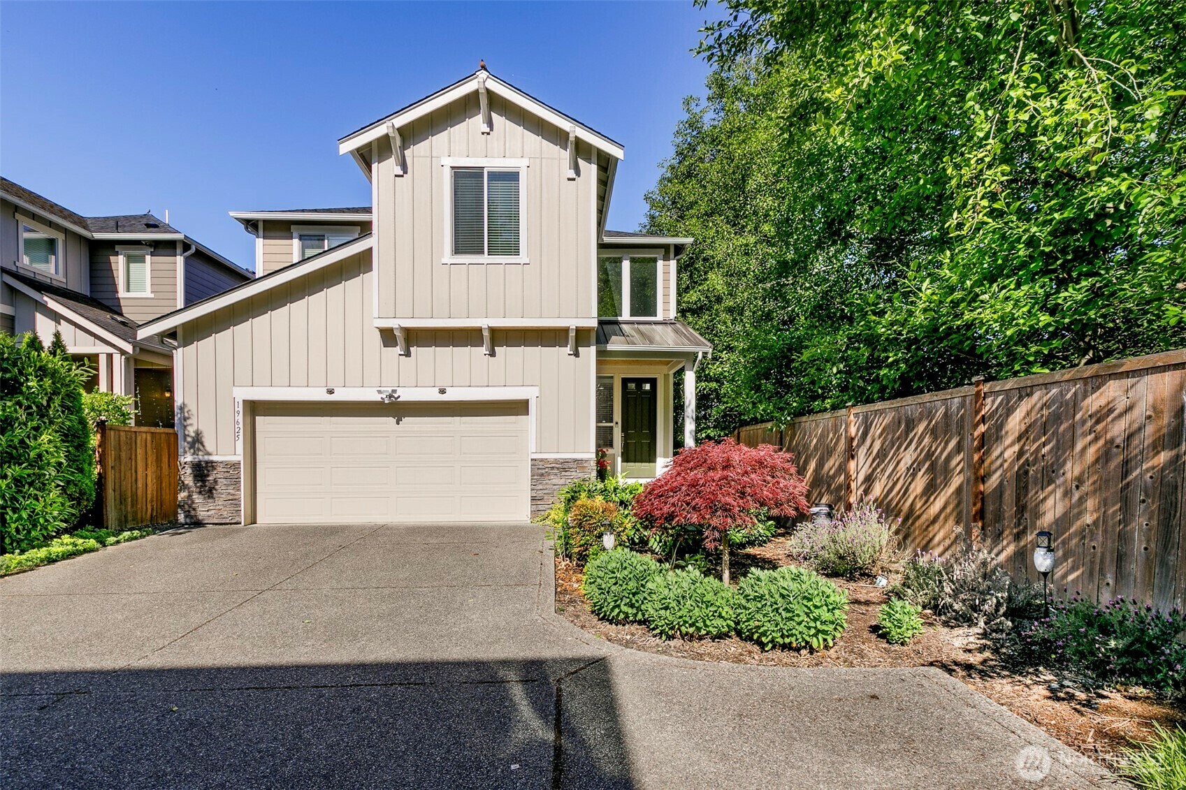 19625  82nd Place NE  Kenmore WA 98028 photo