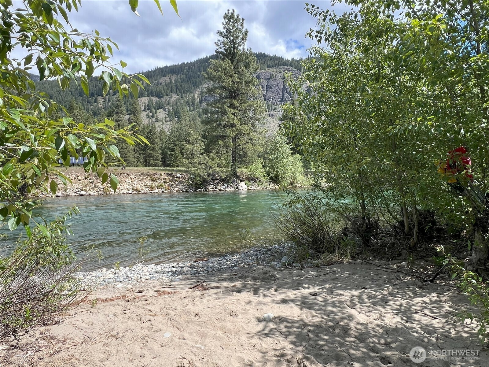 Property Photo: 6 Mazama Meadows Lane WA 98833