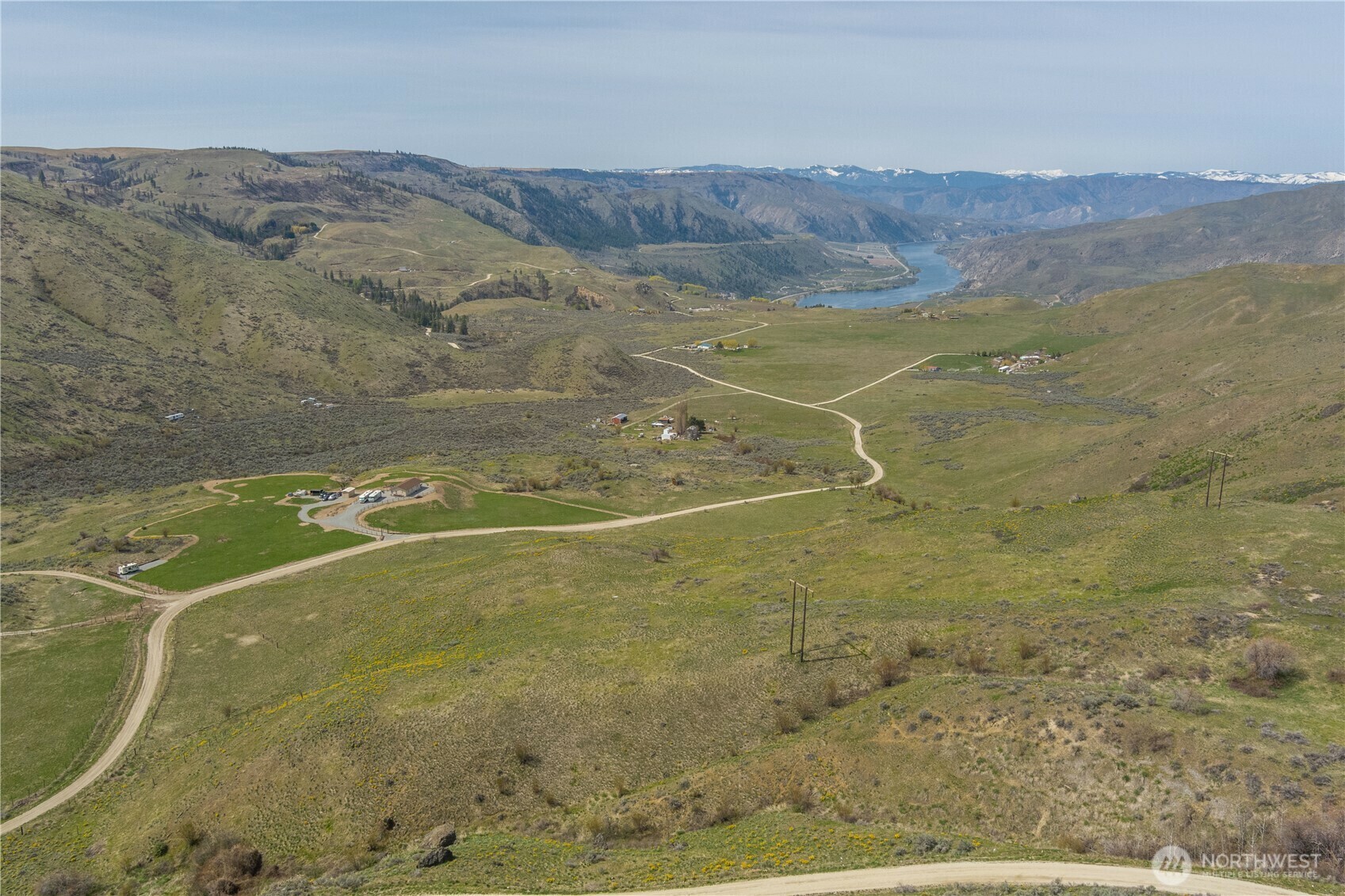Property Photo: 80 Chelan Hills Acres Road WA 98843