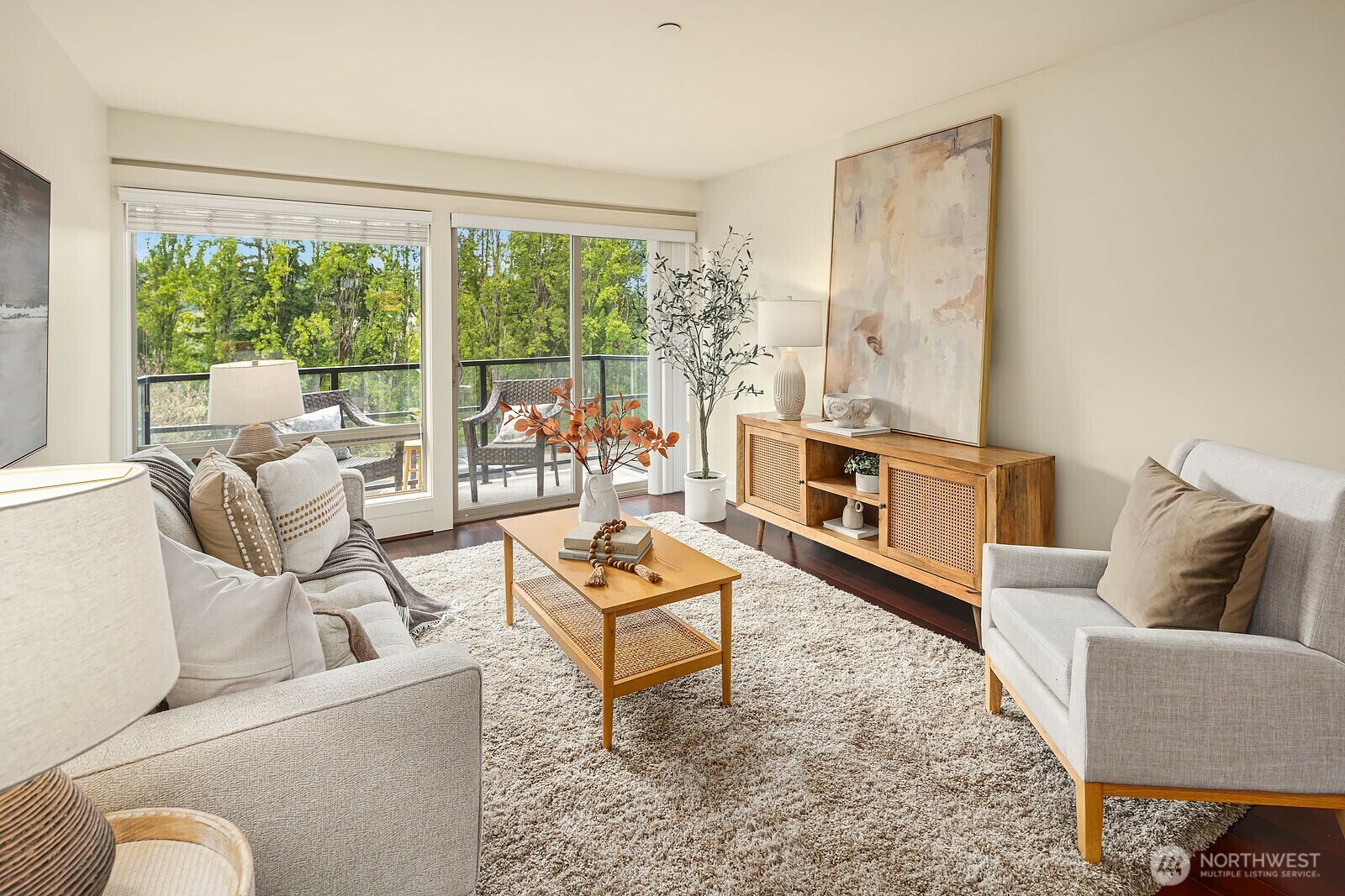Property Photo: 3208 81st Place SE D102 WA 98040