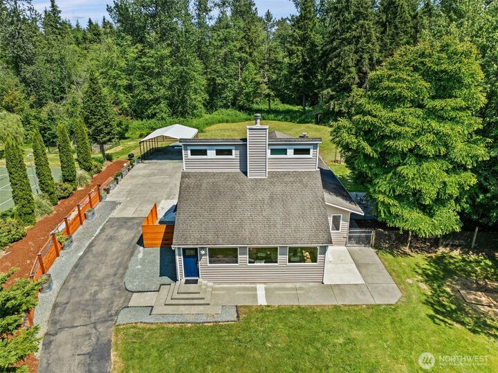Property Photo: 12427 251st Avenue SE WA 98272