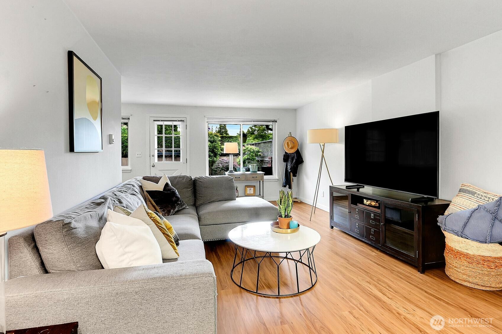 Property Photo: 21120 77th Place W 104 WA 98026