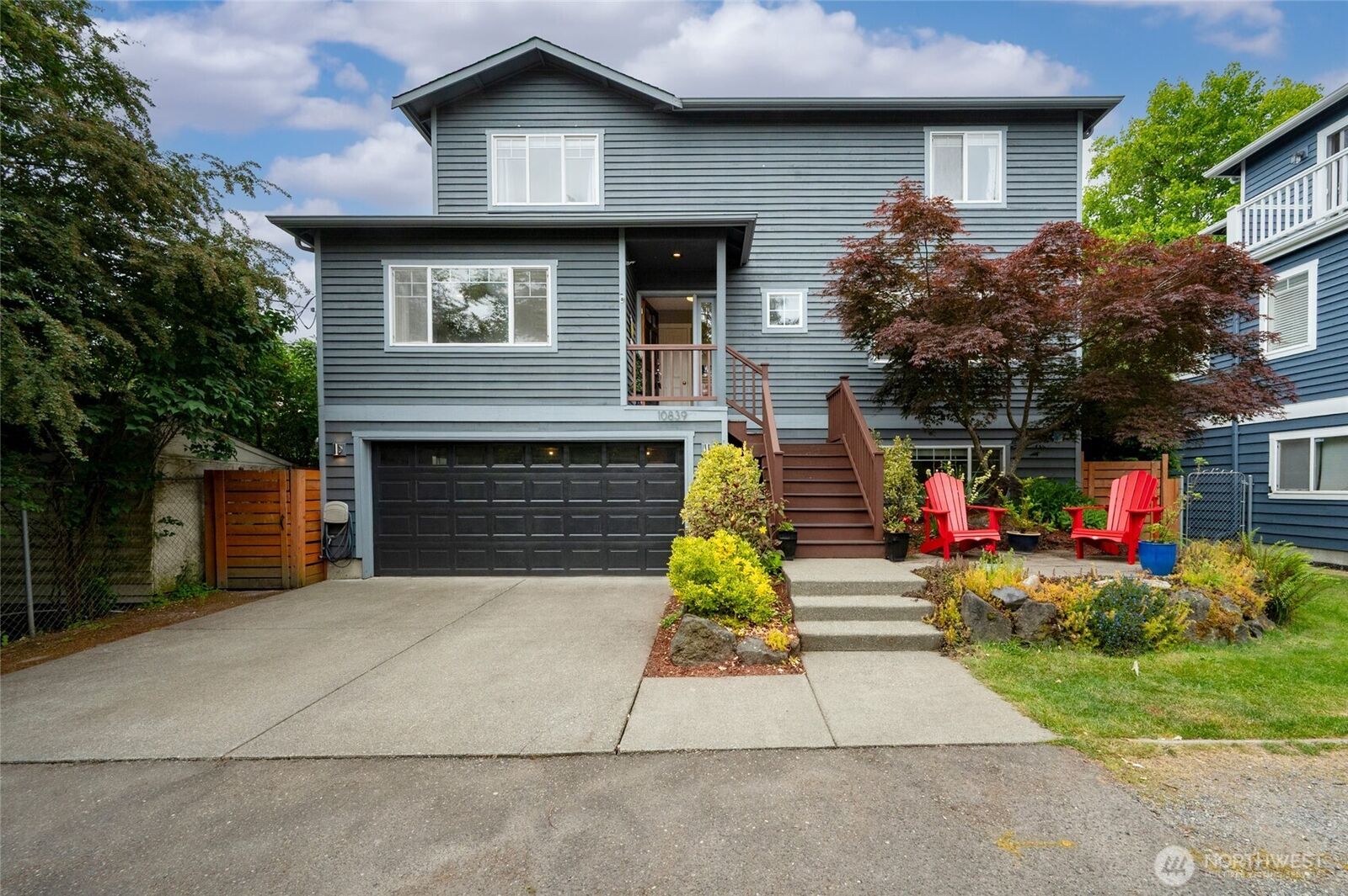 Property Photo: 10839 35th Avenue SW WA 98146