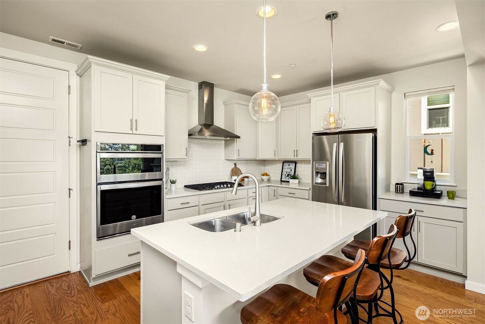 Property Photo: 34512 SE Hall Street WA 98065