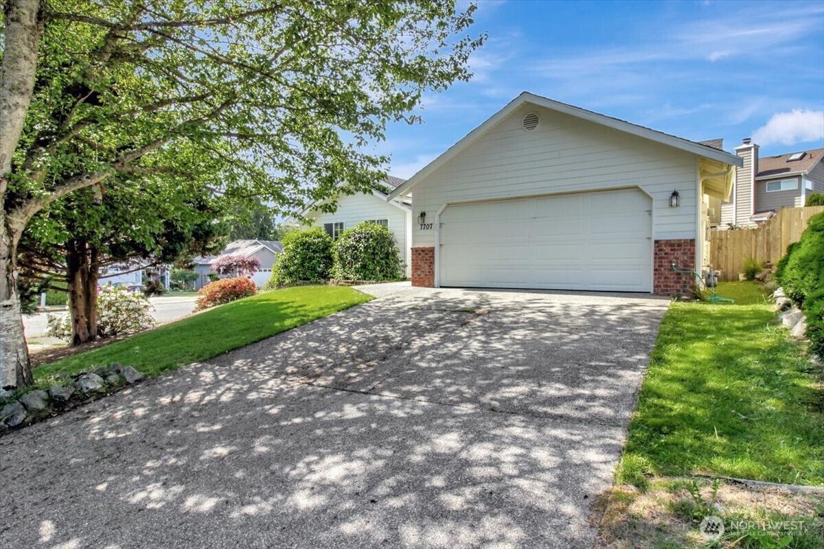 Property Photo: 7707 Kestrel Court WA 98223