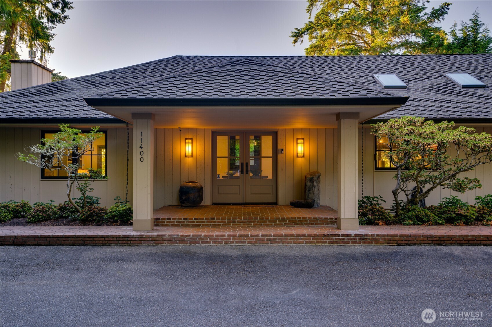Property Photo: 11400 Gravelly Lake Drive SW WA 98499