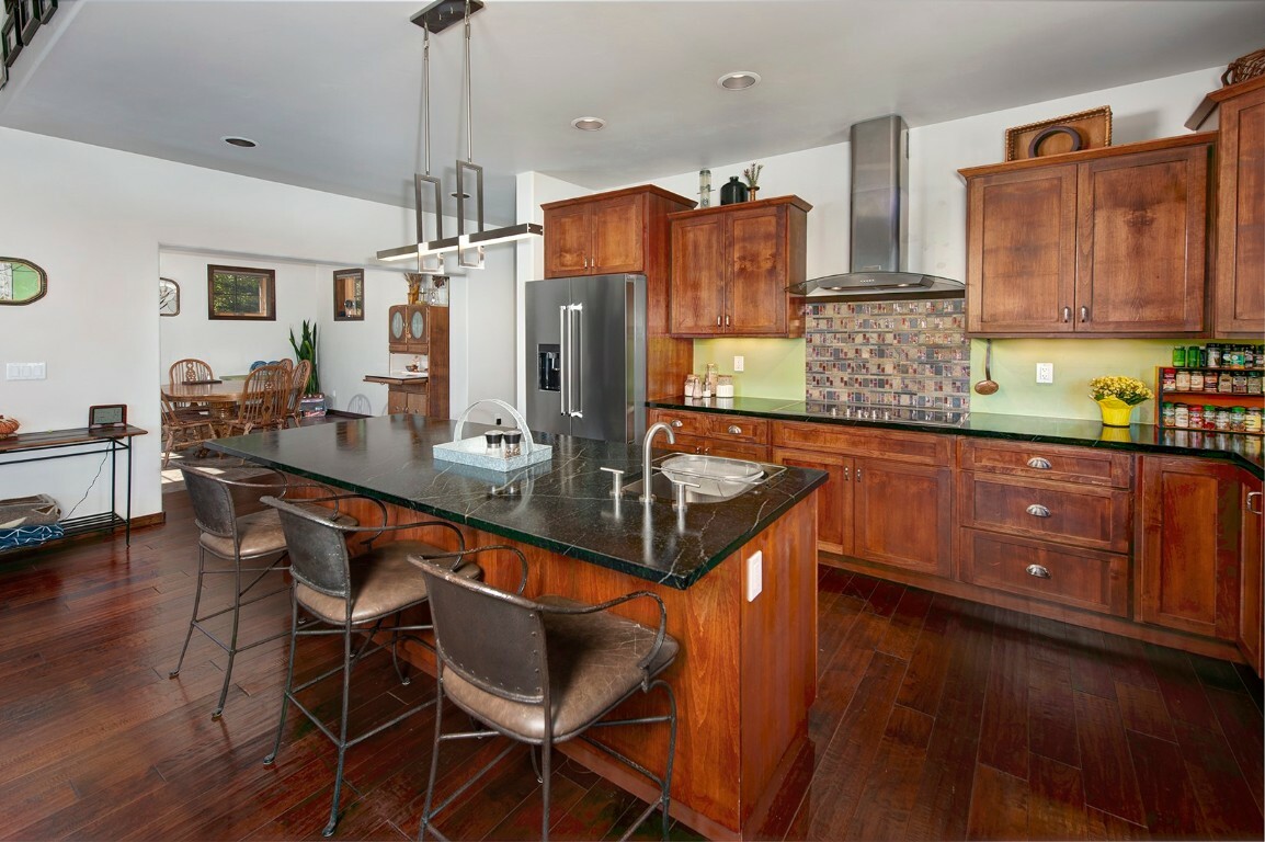 Property Photo: 27 Habitat Court CO 80435