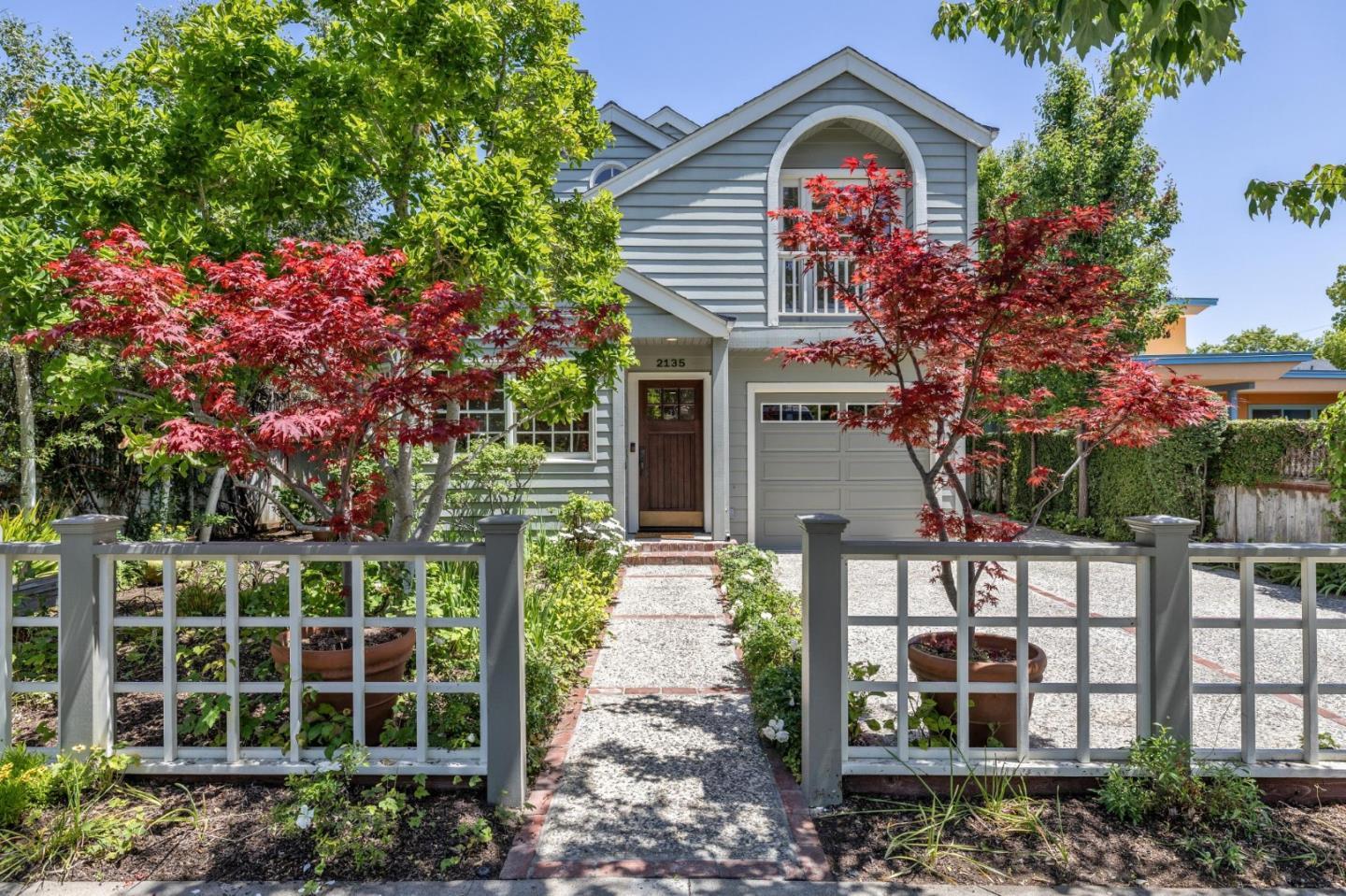 Property Photo:  2135 Oberlin Street  CA 94306 