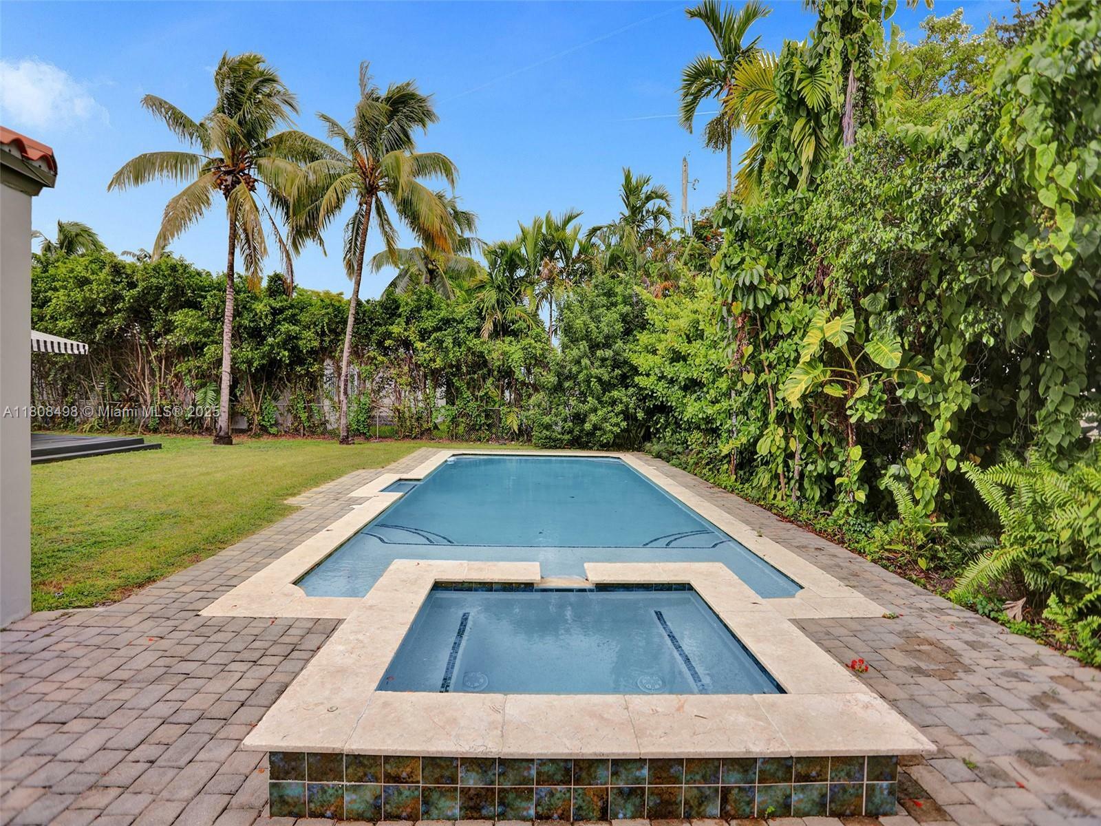 Property Photo: 638 Madeira Ave FL 33134