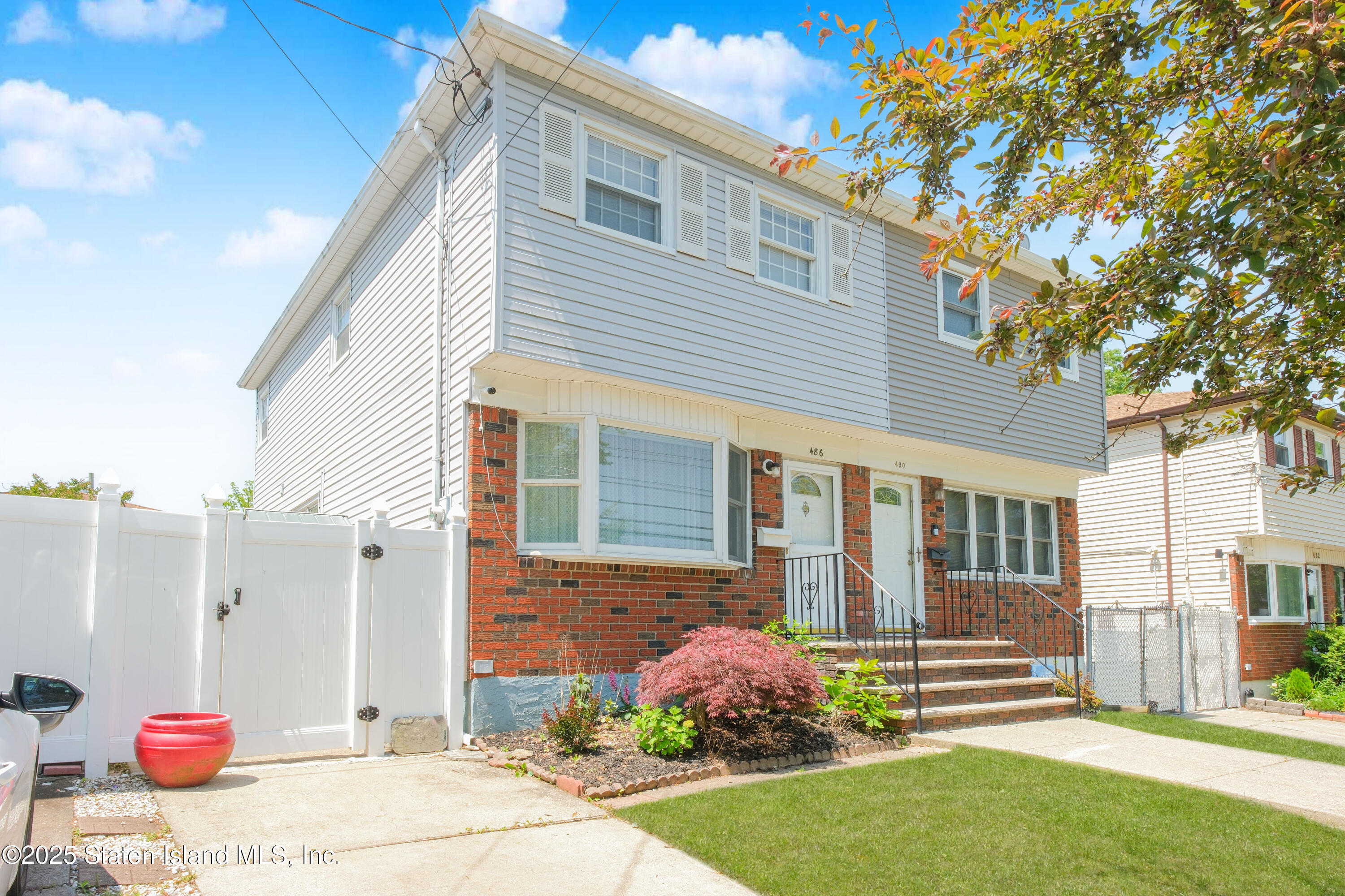 Property Photo: 486 Armstrong Avenue NY 10308