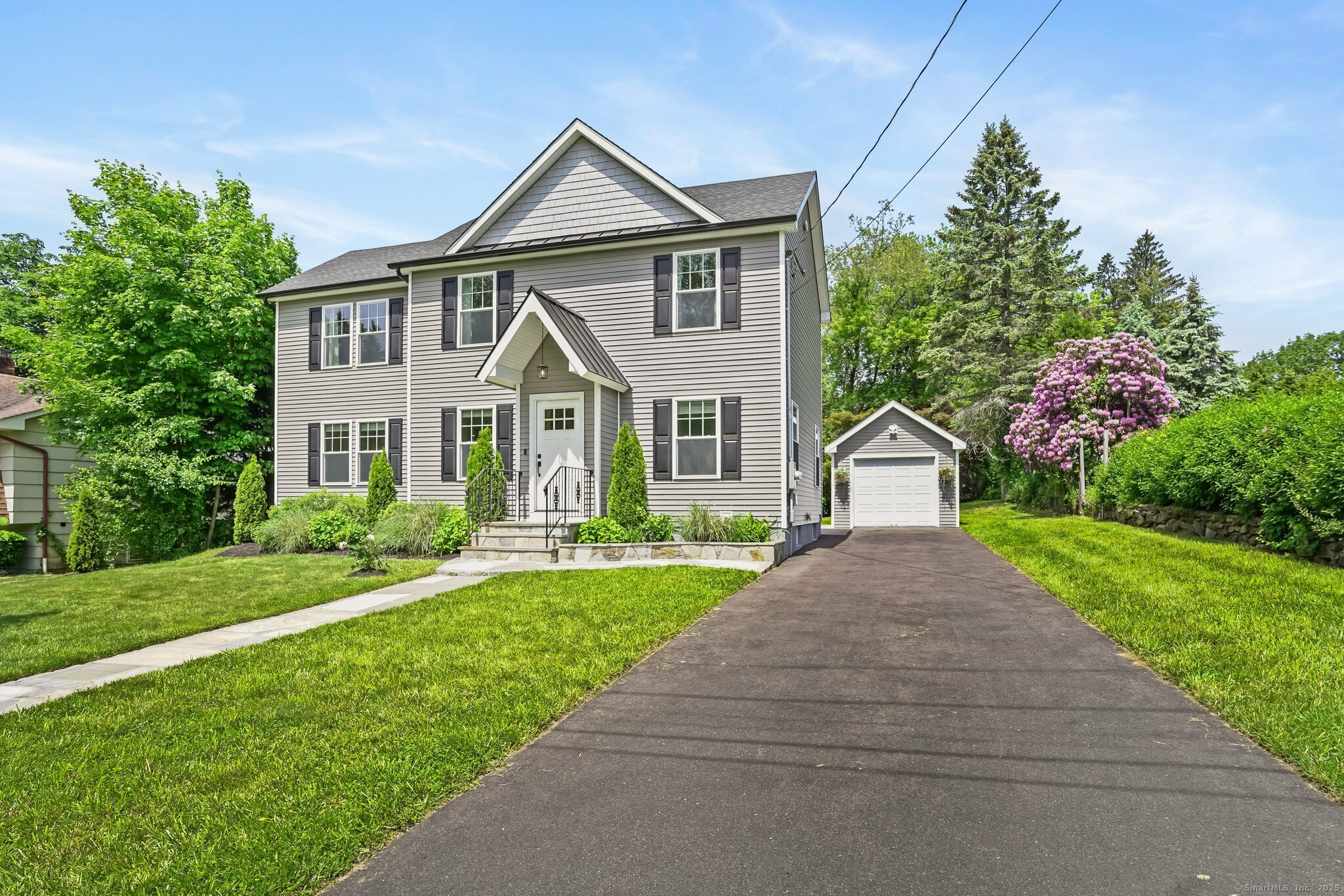 Property Photo: 37 Highgate Road CT 06611
