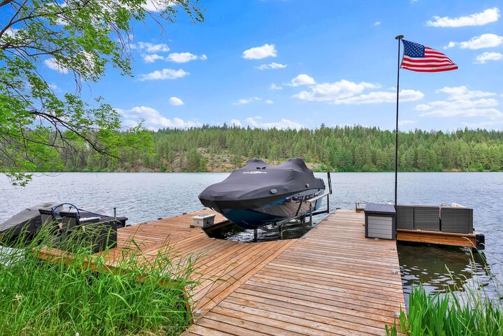 Property Photo:  6533 D Lois Way  WA 99026 