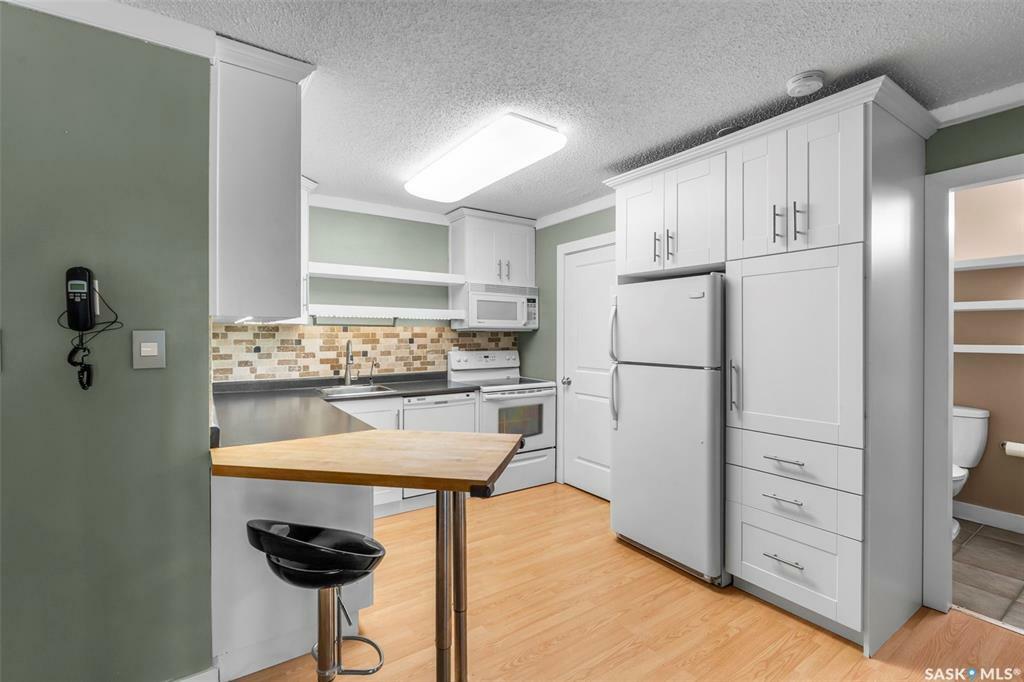 Property Photo: 9 Pearson Place 28 SK S7L 4S7