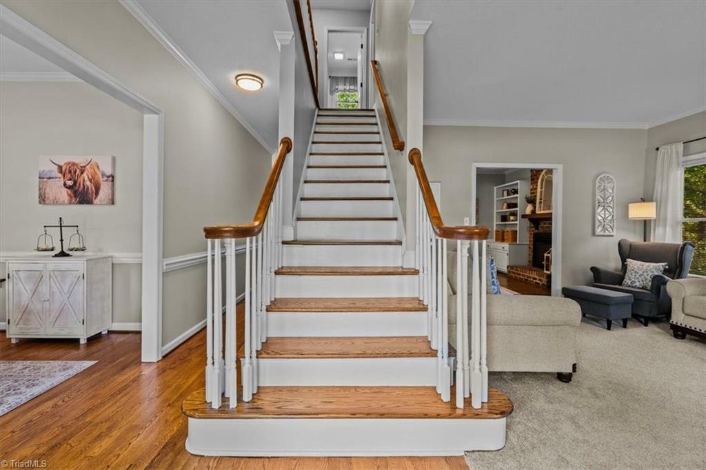 Property Photo:  1706 Plateau Court  NC 27265 