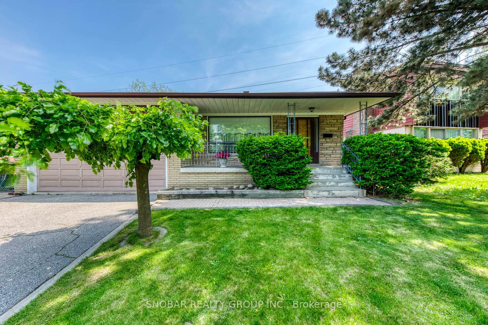 Property Photo: 45 Willowridge Road ON M9R 3Z2