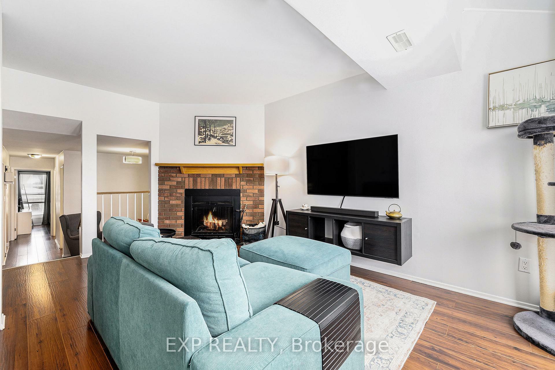 Property Photo: 207 Woodfield Drive B ON K2G 4P2