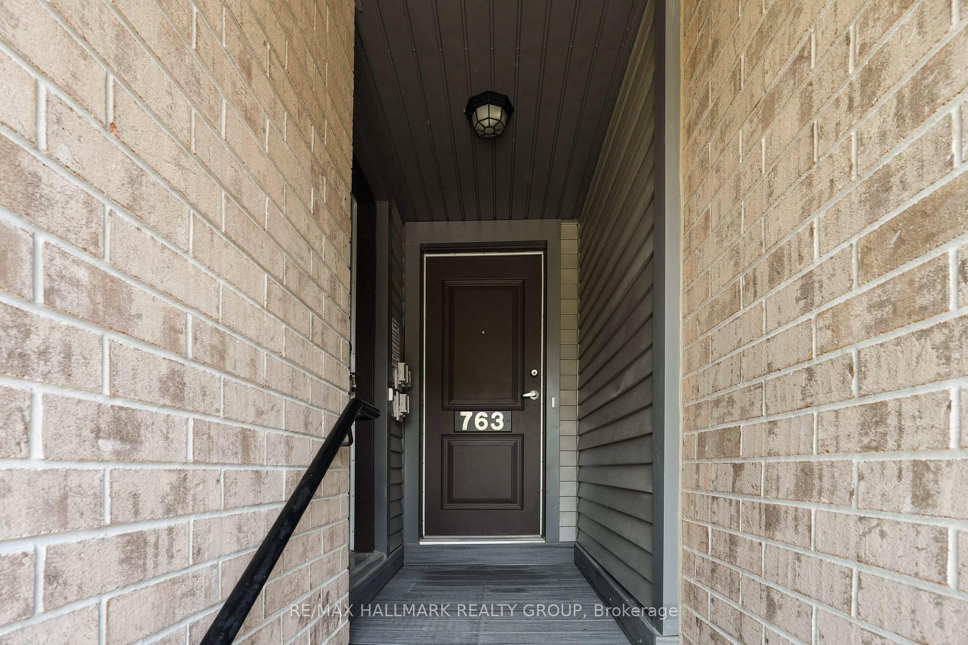 Property Photo: 763 Chapman Mills Drive ON K2J 5X2