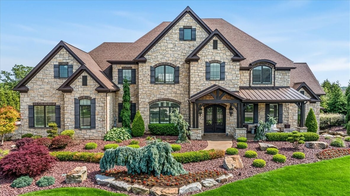 Property Photo: 506 Ridge Ct PA 15090