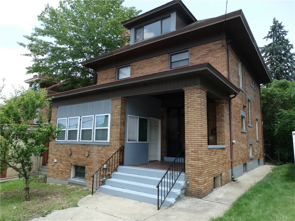 Property Photo:  511 Chestnut St  PA 15106 