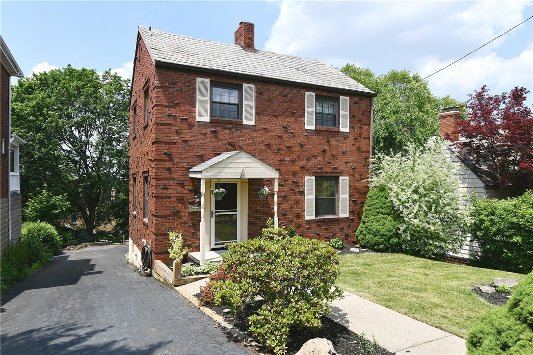 Property Photo: 21 Leon Rd PA 15220