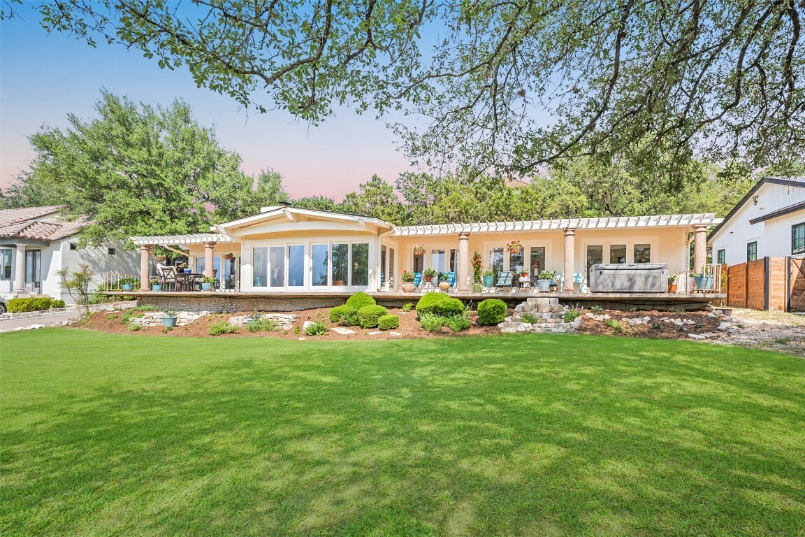 Property Photo:  922 Challenger  TX 78734 