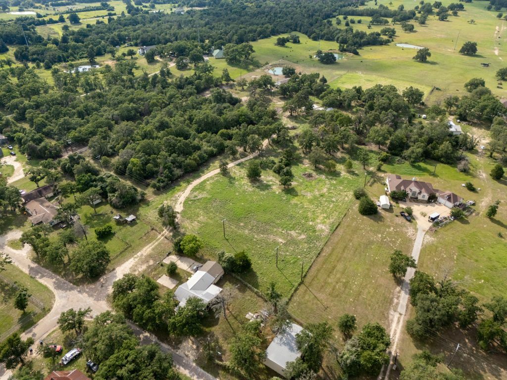 Property Photo:  570 Oak Park Five Street  TX 76567 