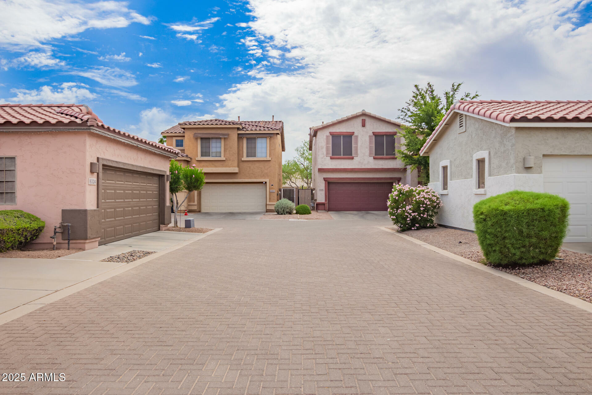 Property Photo:  6300 S Nash Way  AZ 85249 