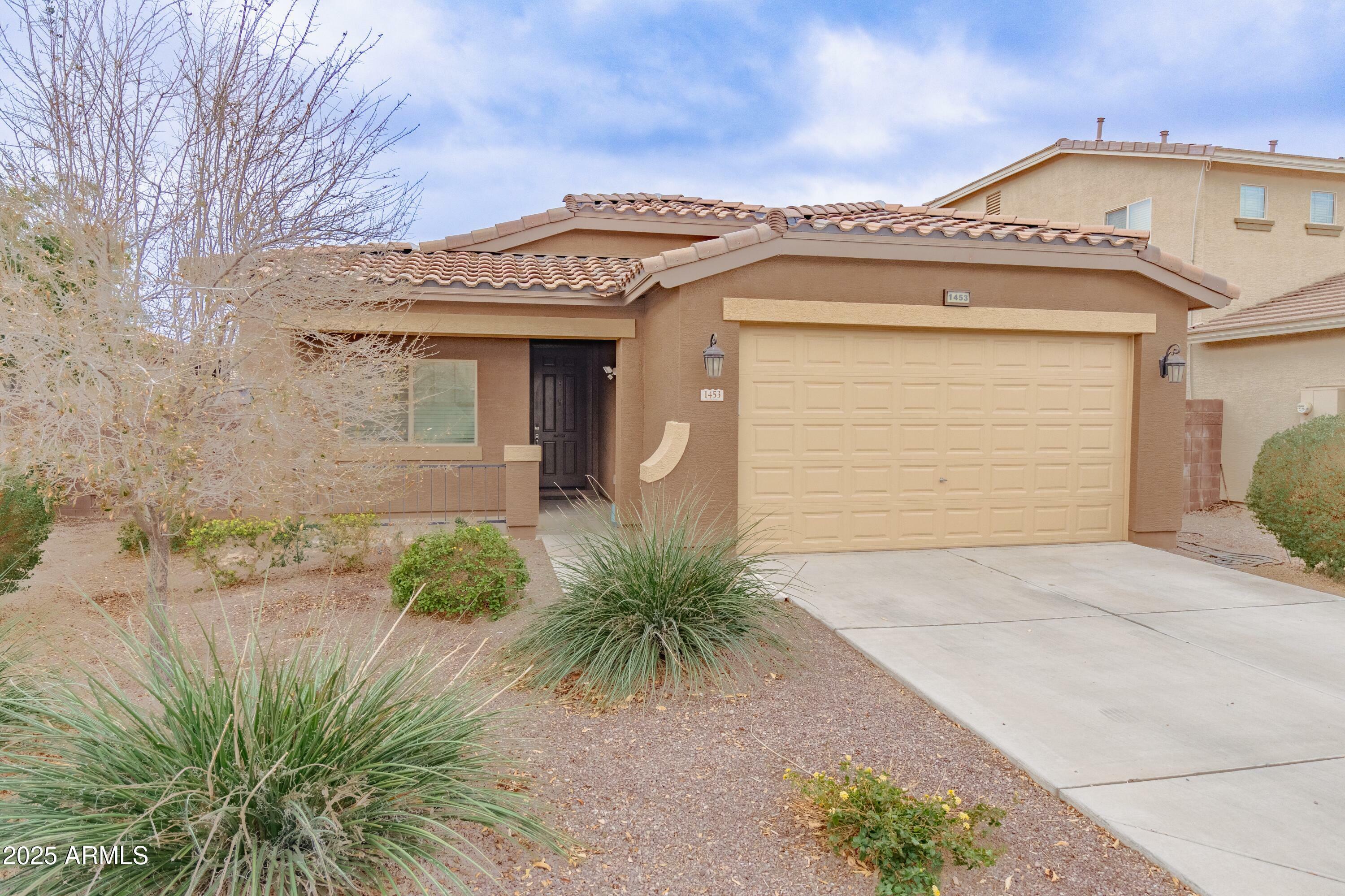 Property Photo: 1453 W Birch Road AZ 85140