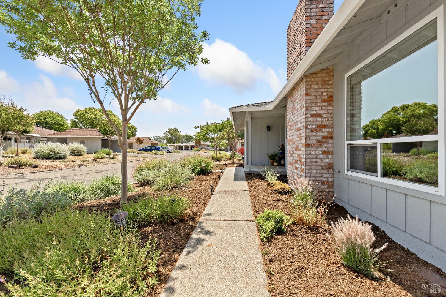 Property Photo: 6518 Meadowgreen Place CA 95409