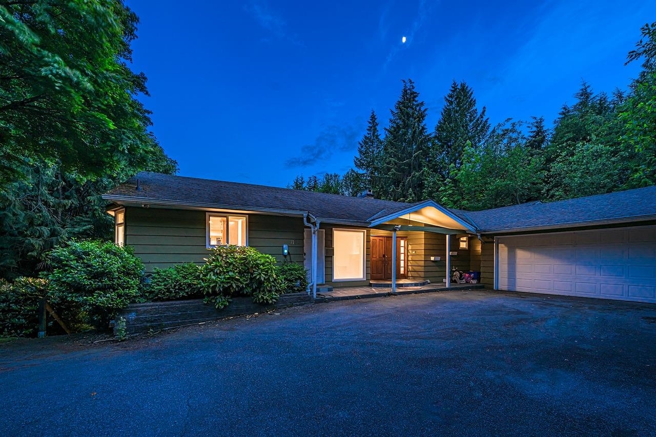 Property Photo: 1130 Groveland Court BC V7S 1Z6