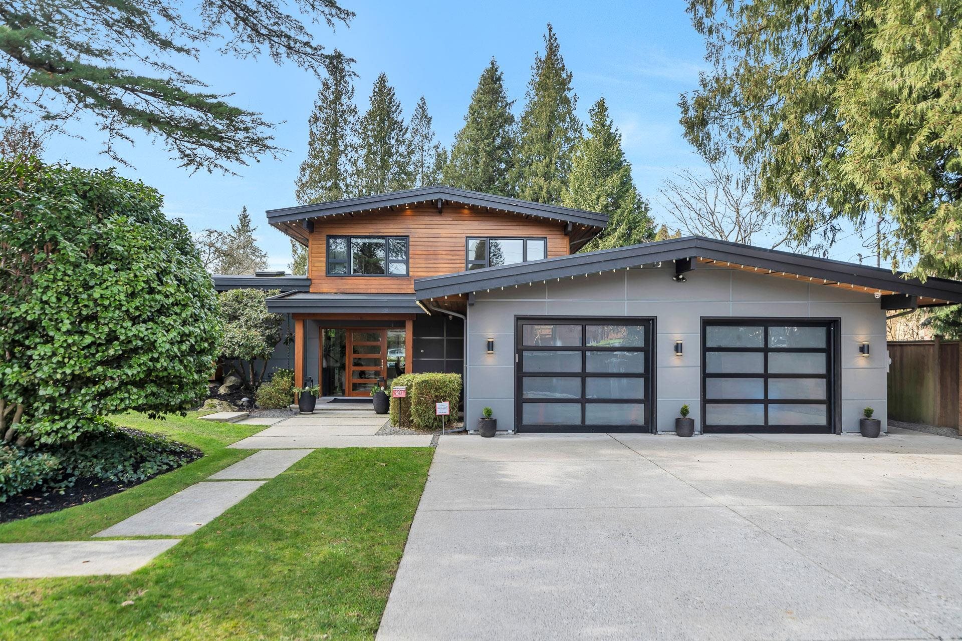 Property Photo: 9023 Trattle Street BC V1M 1A0