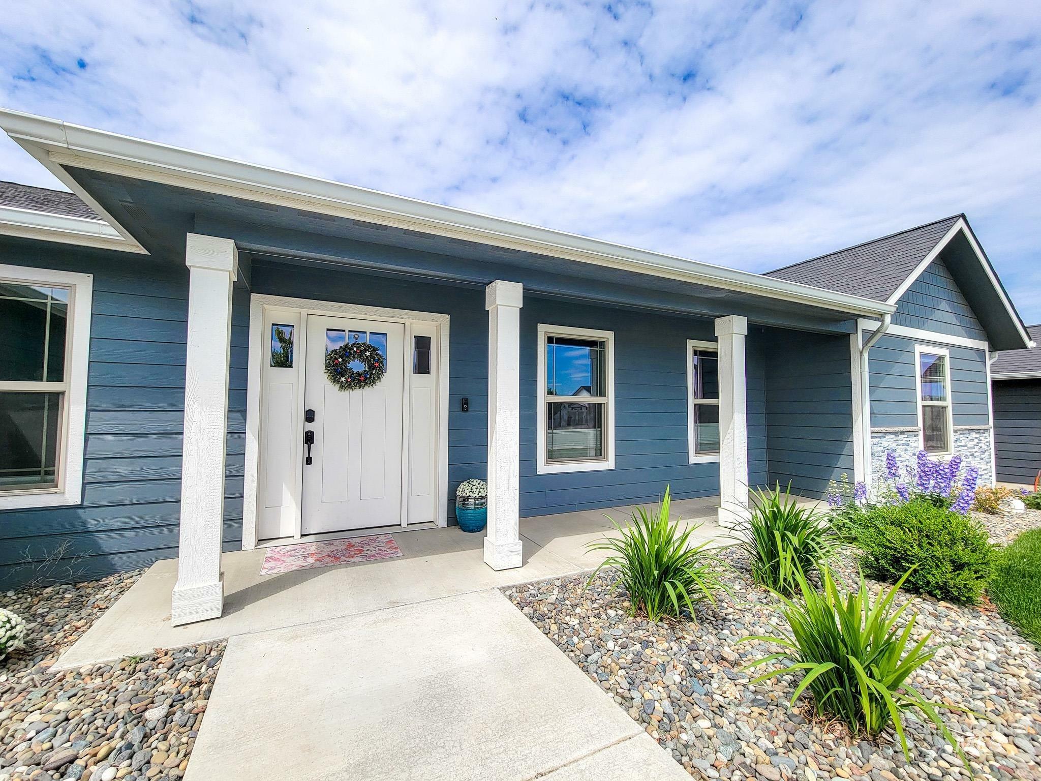 Property Photo: 3220 Parkridge Way ID 83501-0000