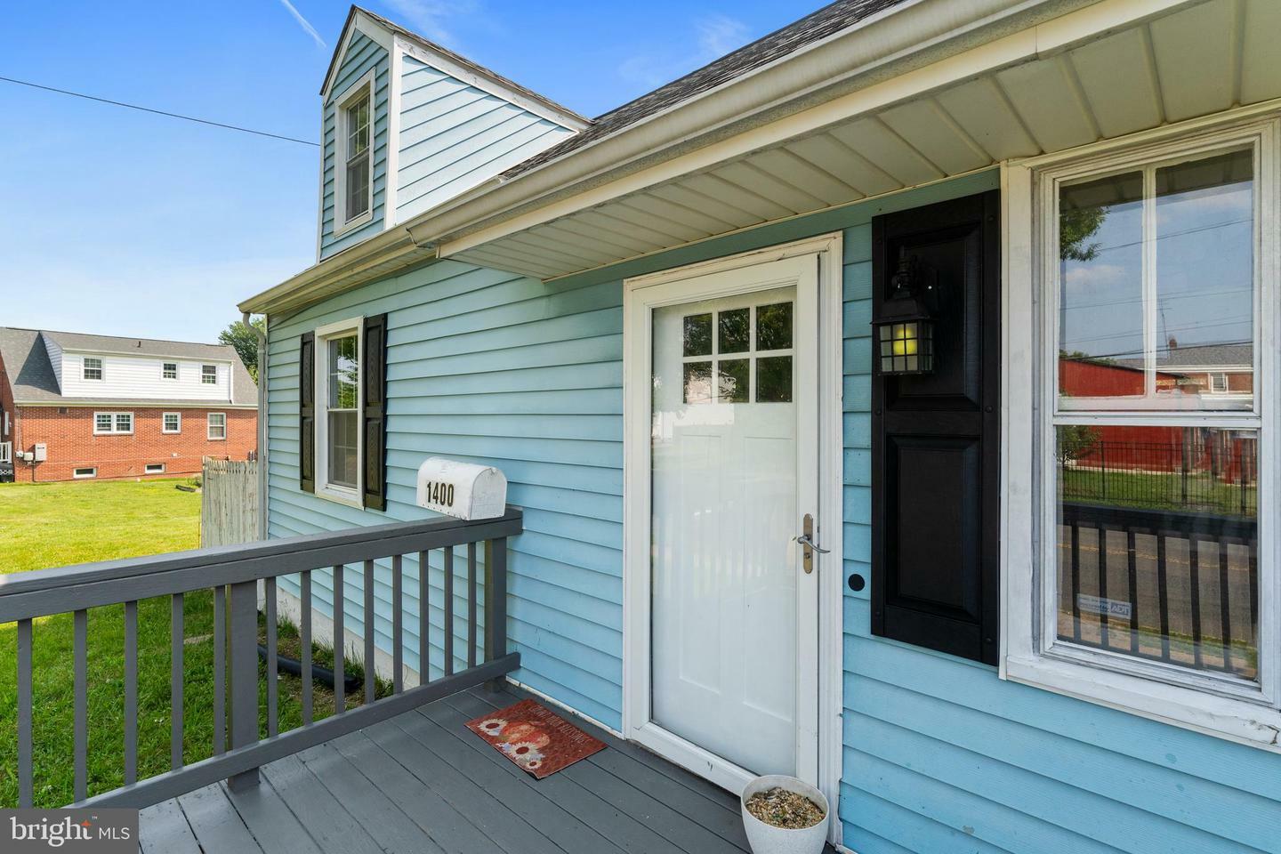 Property Photo: 1400 Airport Avenue VA 22401
