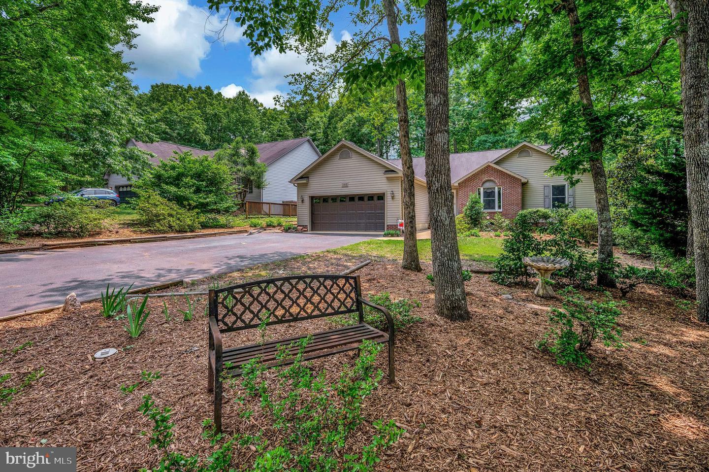 Property Photo: 140 Jefferson Avenue VA 22508