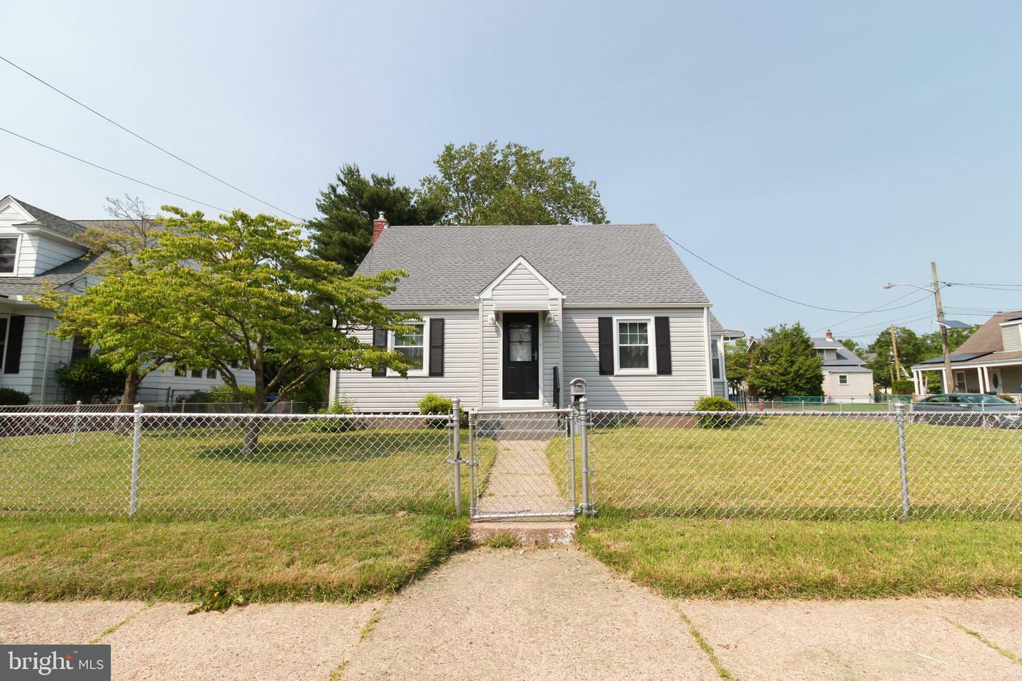 Property Photo: 211 W Third NJ 08518