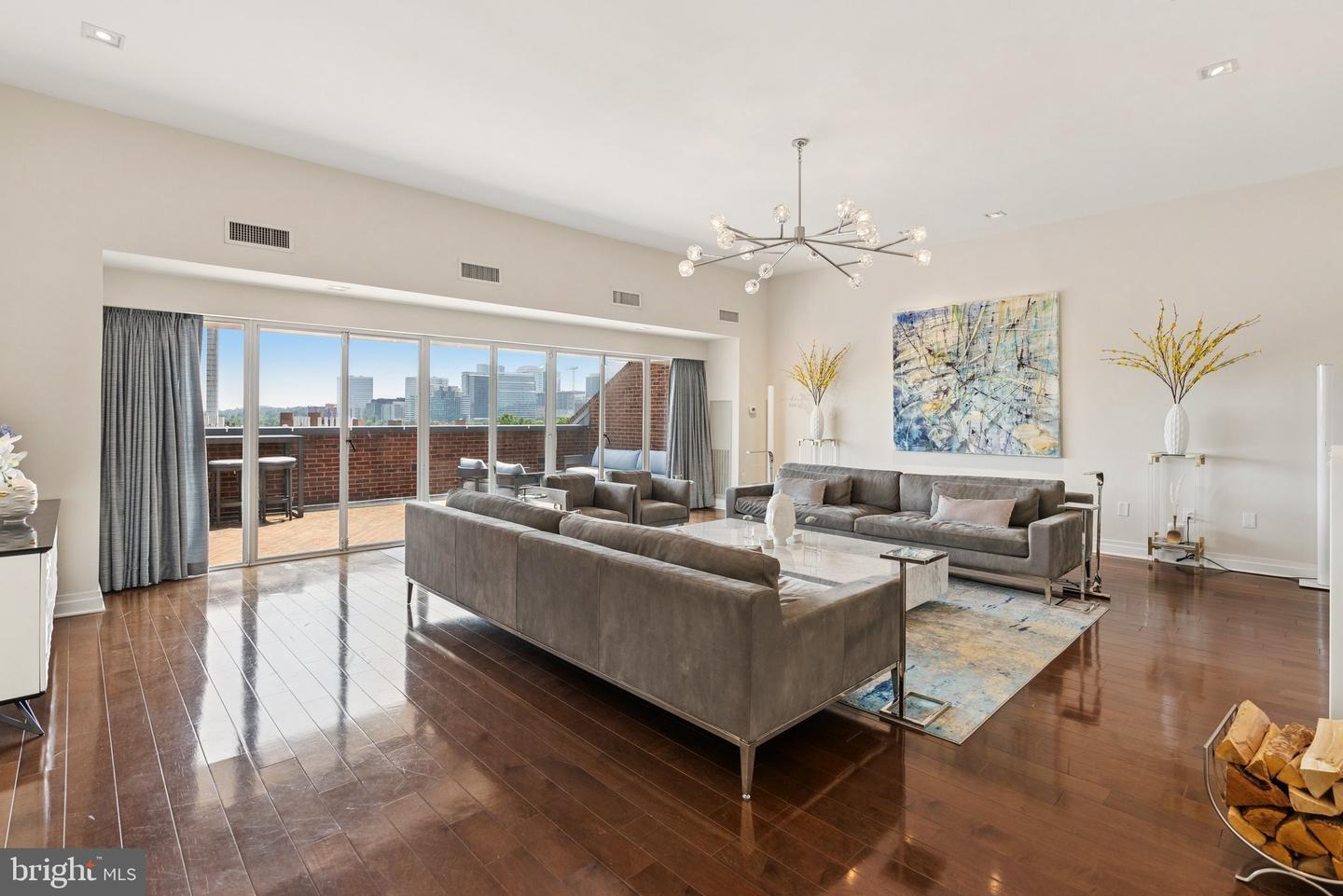 Property Photo: 3251 Prospect Street NW 402 DC 20007