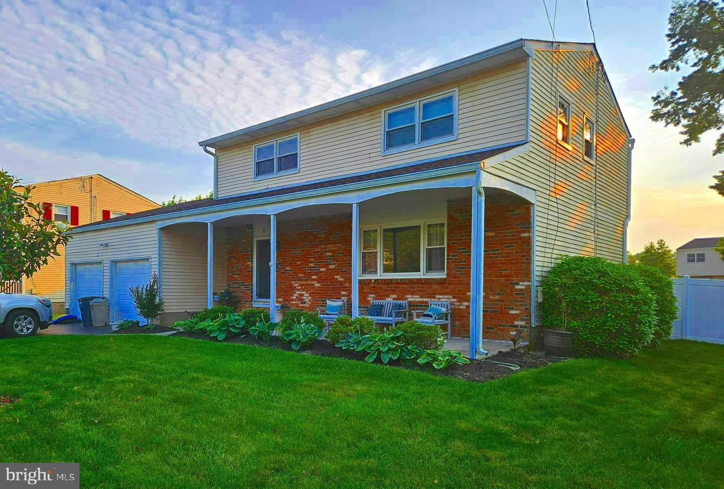 Property Photo: 8 Oaken La NJ 08619