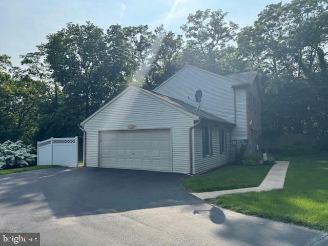 Property Photo:  203 Pleasant Hill Drive  PA 17543 