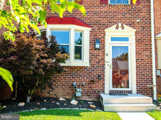 Property Photo: 23 Meadow Run Court MD 21152