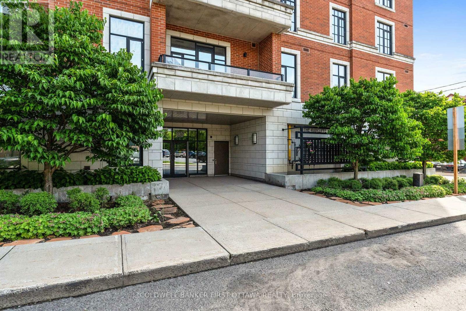 Property Photo: 327 Breezehill Avenue South 705 ON K1Y 1R6