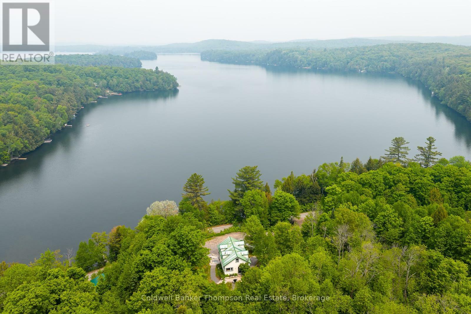 Photo de la propriété:  879 Three Mile Lake Road  ON P0A 1L0 