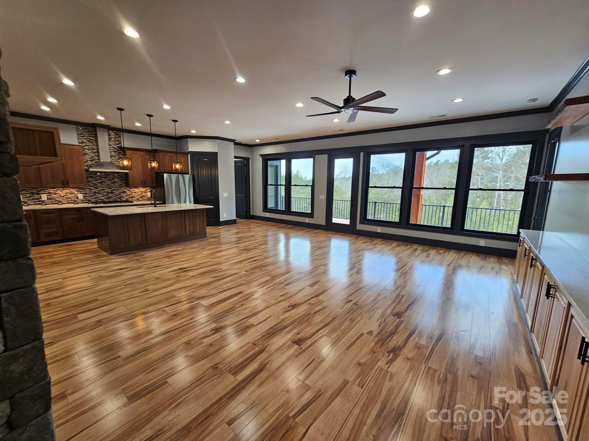 Property Photo: 1076 Table View Drive 55 NC 28655
